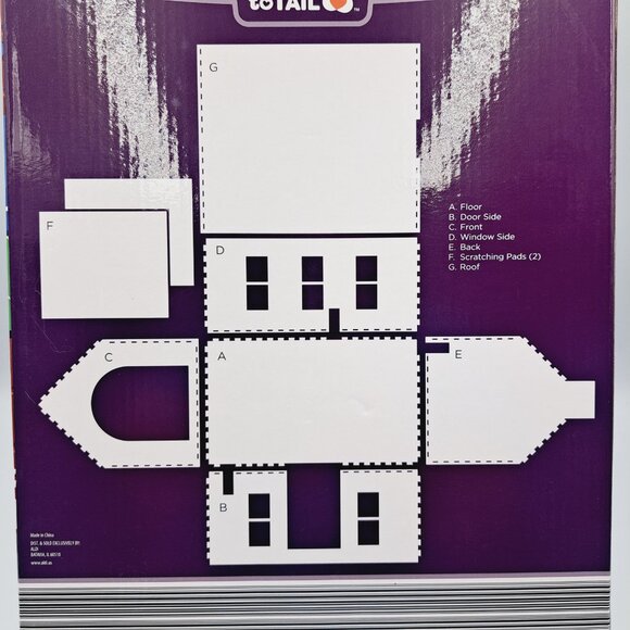 Tailgate Cat or Small Pet House with Cardboard Scratching Boards - Picture 6 of 6